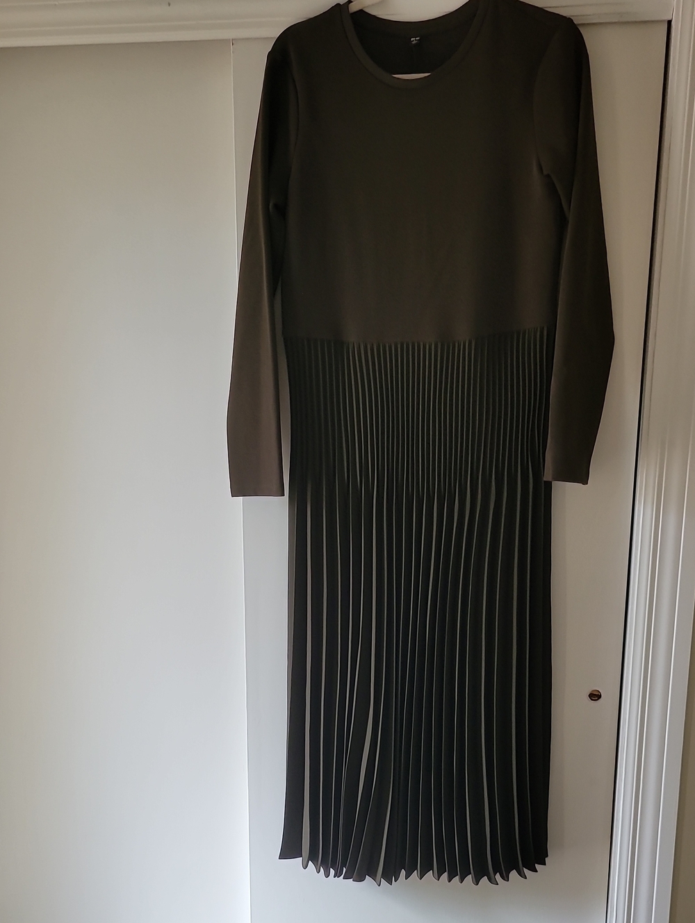 Olive Long Sleeve Pleated Midi Dress - Women
